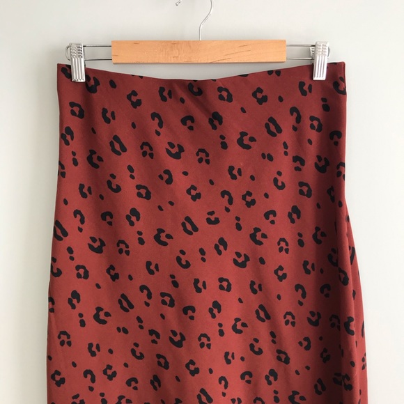 ED•IT•ED Animal Print Long Maxi Skirt - Picture 3 of 9